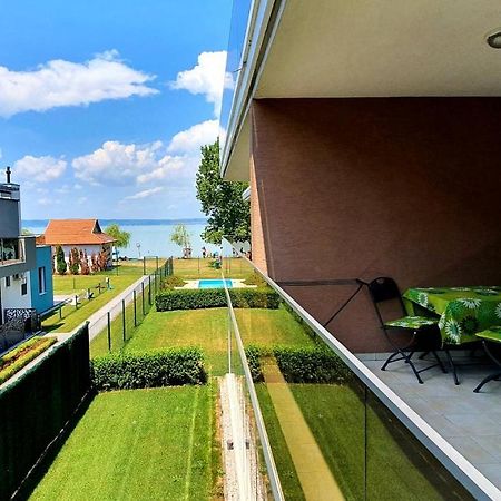 Elegant Apartman Siofok Luaran gambar