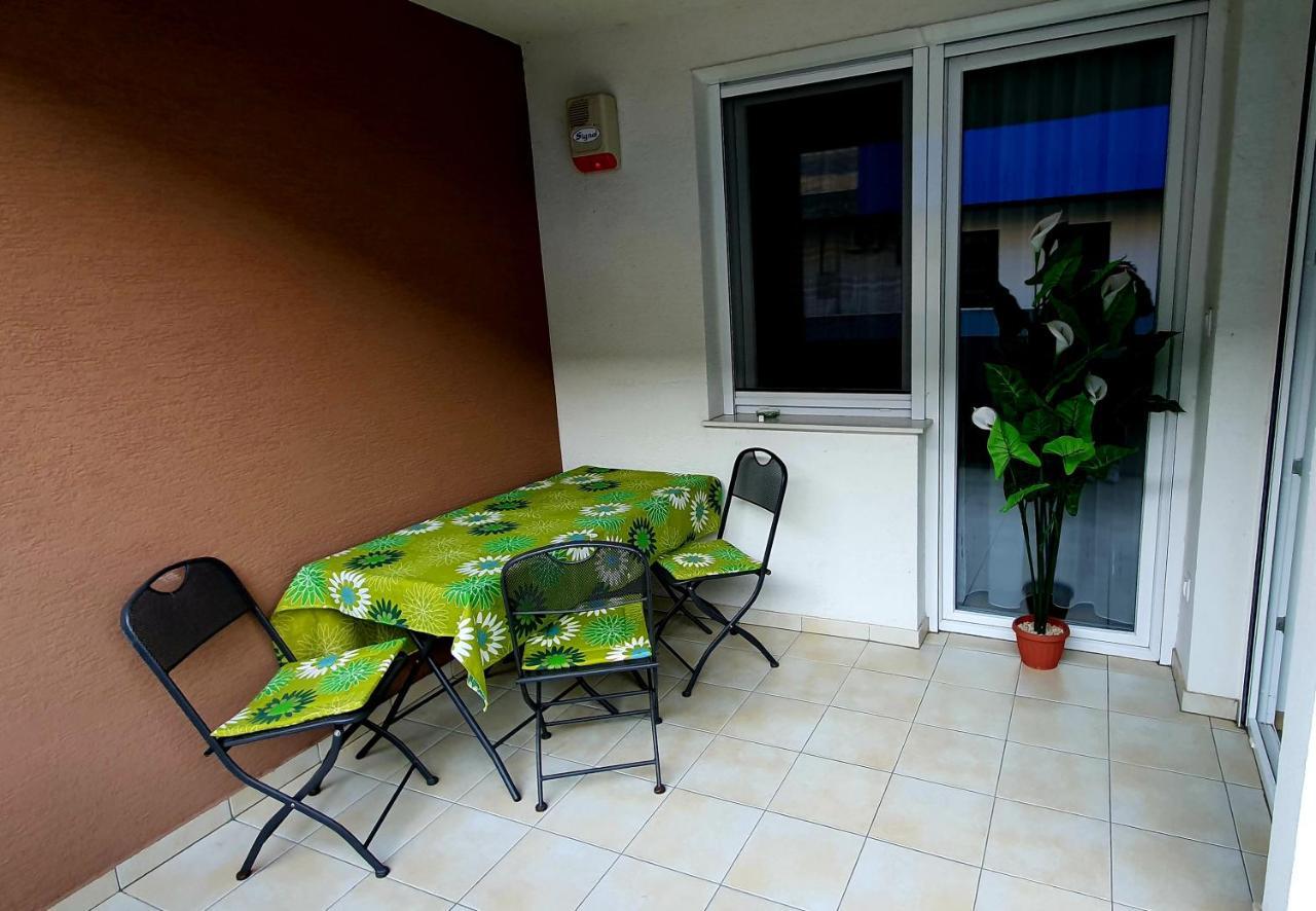 Elegant Apartman Siofok Luaran gambar